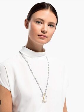 Swarovski So Cool long cluster necklace
